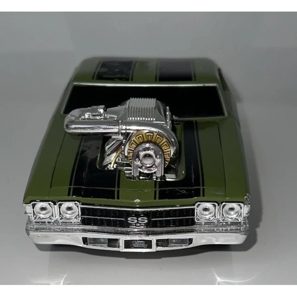 Maisto 1:24 Scale 1969 Chevrolet Chevelle Green Car (3/b18)